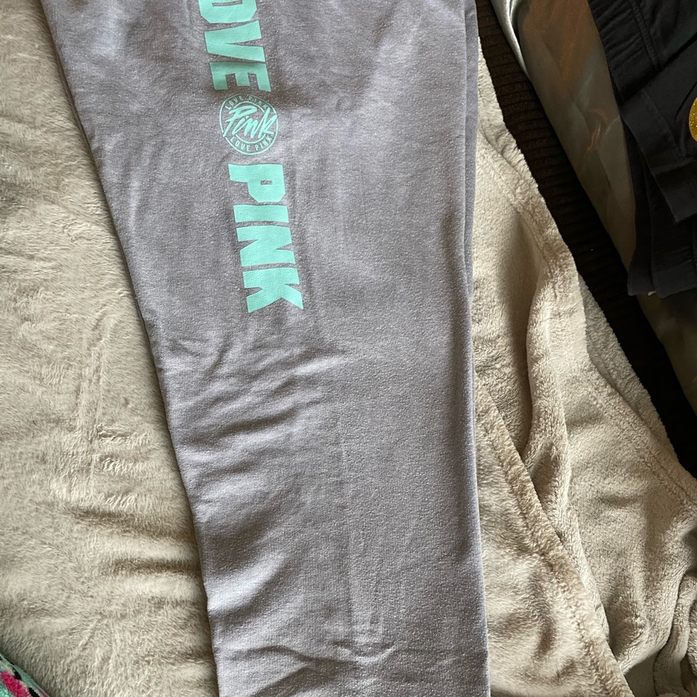 PINK SWEATS LIKE NEW COZY BAGGY FIT